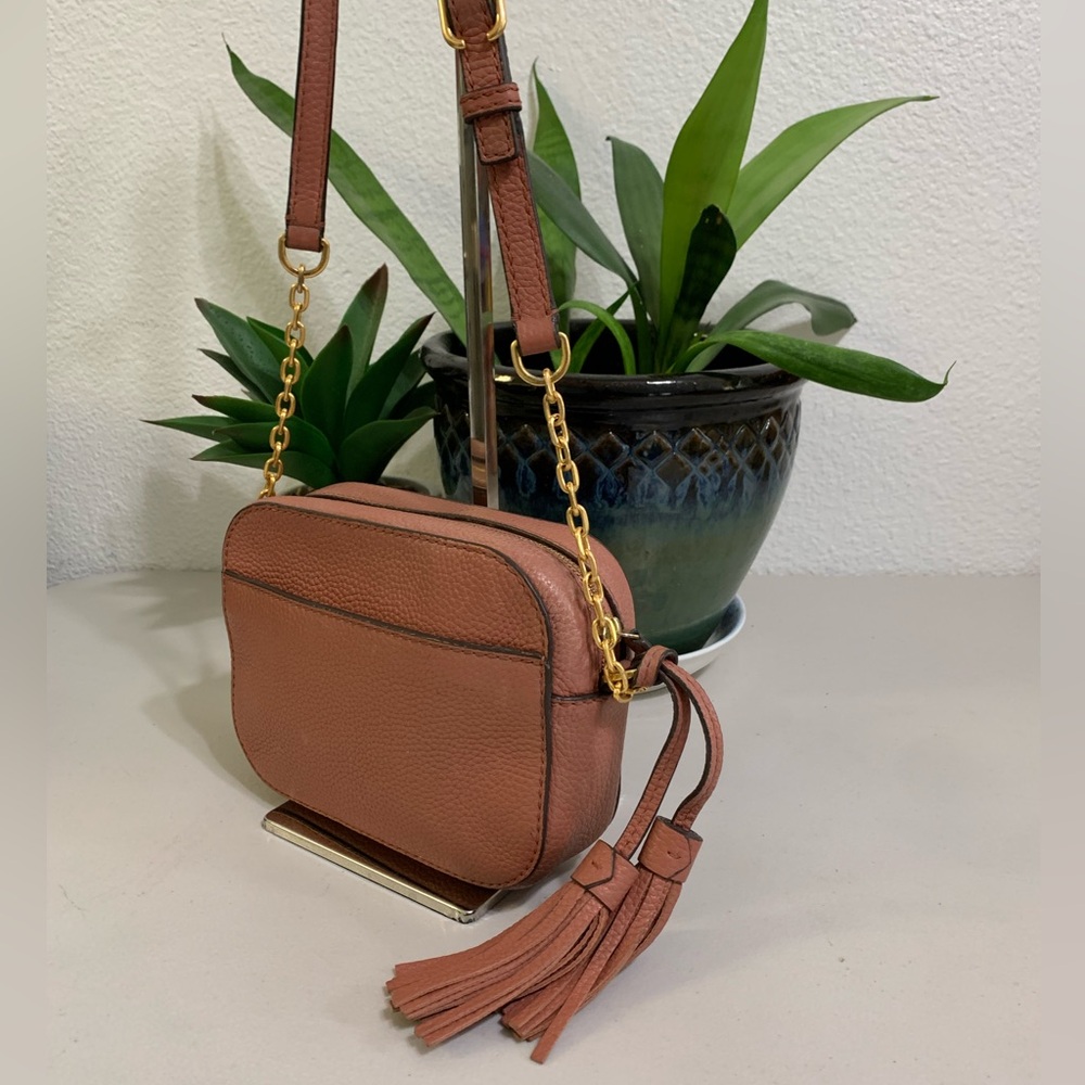 ๐๐ TORY BURCH Crossbody Camera Pink Leather Bag - Picture 4 of 12